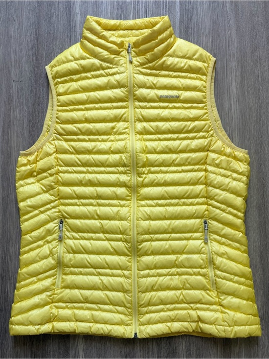 Patagonia Jackets & Blazers - Patagonia Ultralight Down Vest Womens Large Yellow Puffer Jacket Vest Rare Color